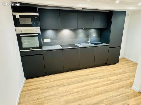 Maison de village T4 BIS de 100 m² refaite à neuf avec petit extérieur