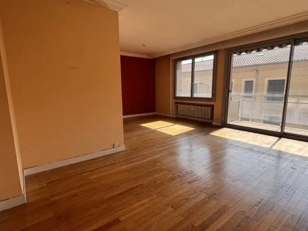 St Etienne Faculté Centre2, Appartement T4 81m2, Garage triple