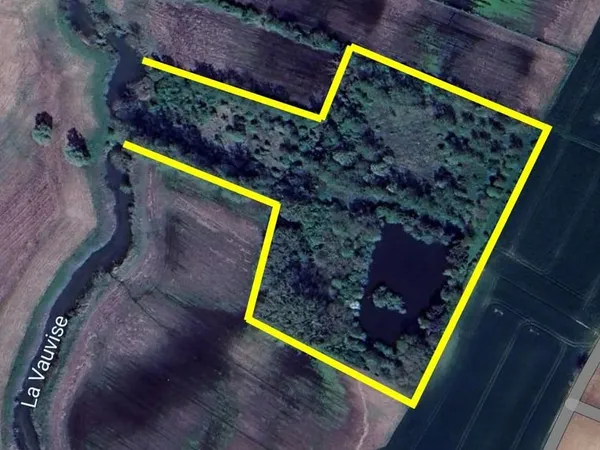 Terrain 21680 m² Herry