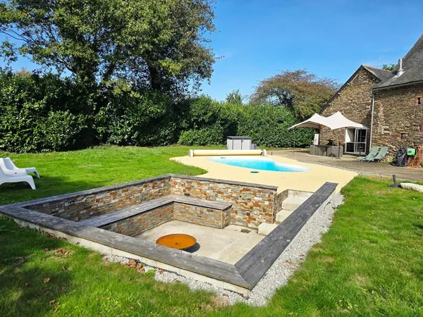 Maison 16 pièces 360 m²