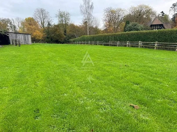 Terrain 2000 m²
