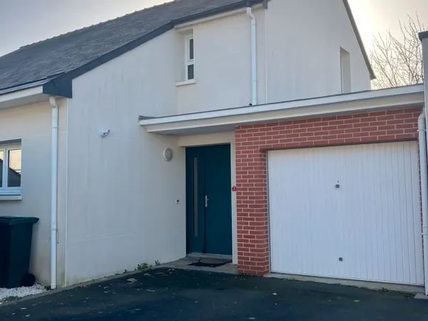 Pavillon 3 pièces avec jardin et garage