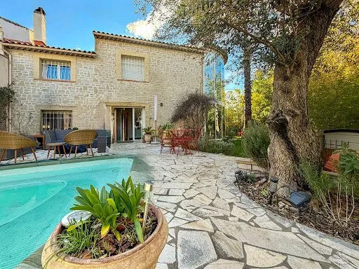 Maison 6 pièces 169 m²