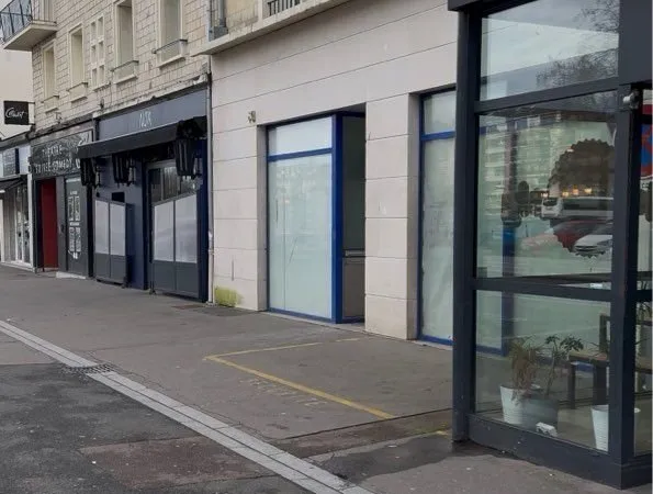 Commerce Vente Ifs  150m² 175000€