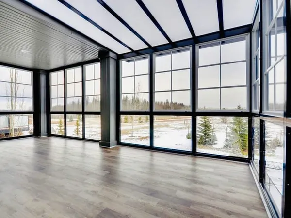 VANNES EST - Local commercial NEUF de 1110 m² env.