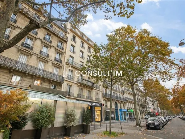EXCLUSIVITE - Appartement à vendre au pied de l'Arc de Triomphe