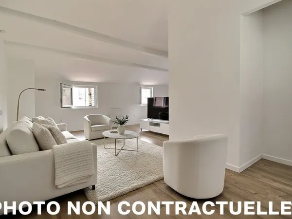 MARSEILLE 6- SECTEUR LODI - T1 34 M2 RENOVE TRAVERSANT COMTEMPORAIN - AU CALME - LUMINEUX - DERNIER 