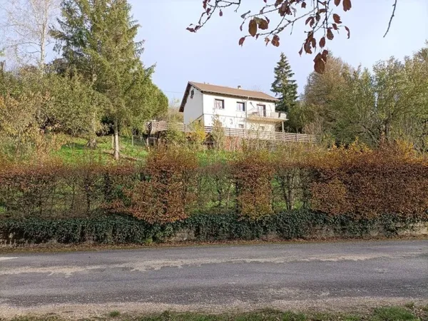 Maison 4 pièces 103 m² + sous-sol total, 3500m2 de terrain