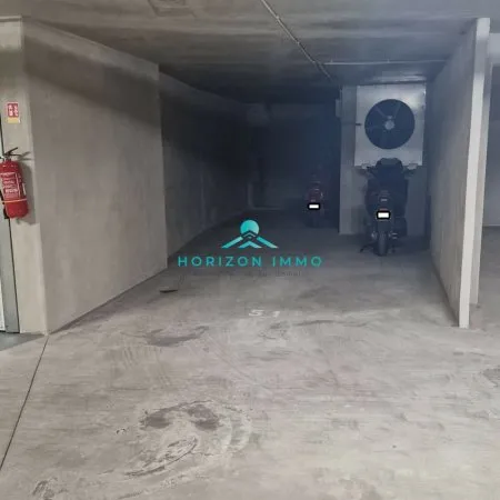 Grand parking Square Benes