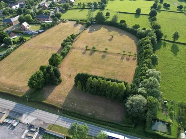 TERRAIN CONSTRUCTIBLE 2.5 HECTARES EN Z.A. - LA CAPELLE - AVESNES SUR HELPE - RN2. 02 - 59