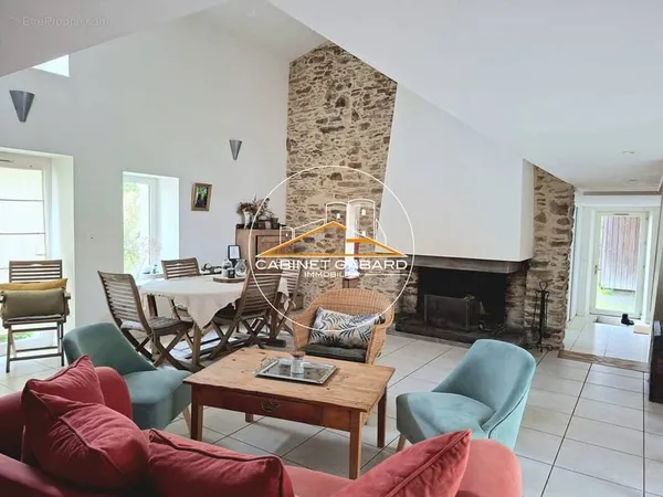 Maison 5 pièces 144 m²