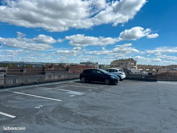 Parking a louer