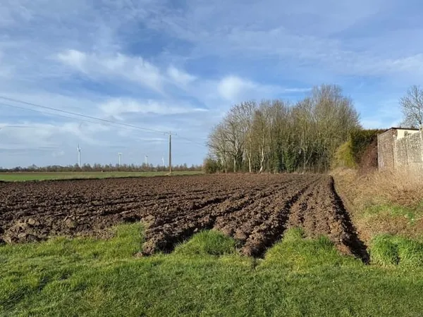 Terrain 1478 m²