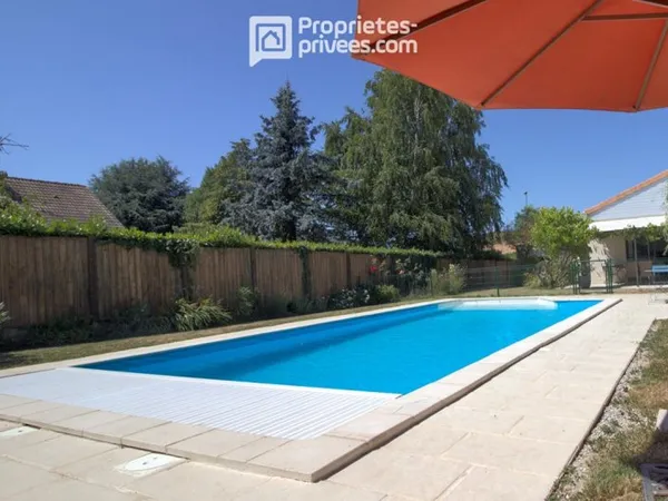 Maison La Seguiniere 8 pièce(s) 146 m2