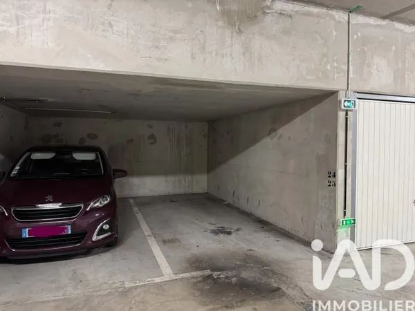 Parking 13 m²