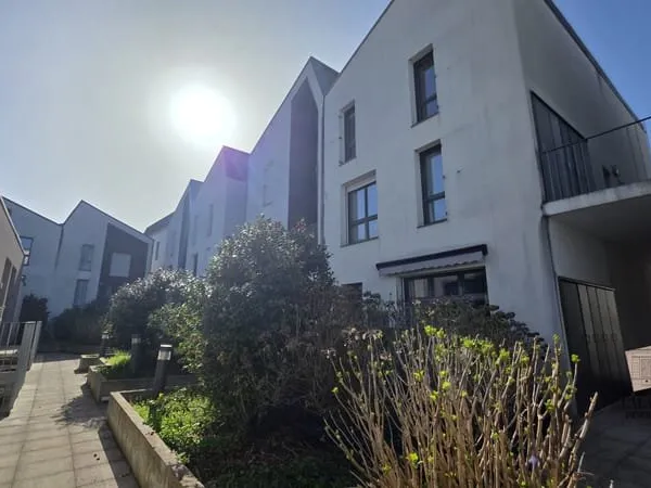 DUPLEX T4 BORDEAUX BACALAN CITE DU VIN
