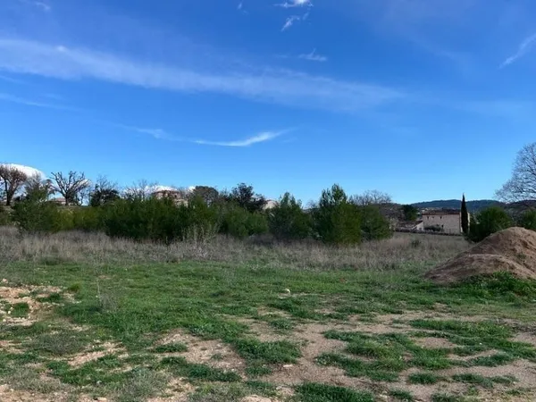 Terrain 1398 m²