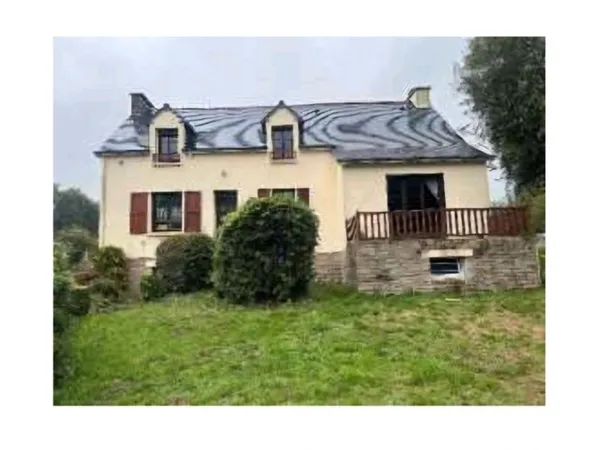 Maison individuelle avec jardin à la campagne située dans le Morbihan