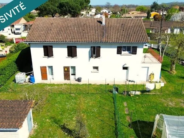 Maison 8 pièces 215 m²
