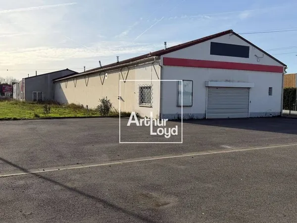 Local d'activité 1000 m²