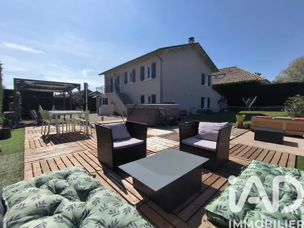 Vente Maison/villa 8 pièces