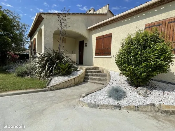 Maison 9 pièces 250 m²