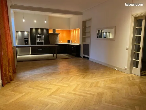 Magnifique T4 de 90m² - Cachet Bourgeois
