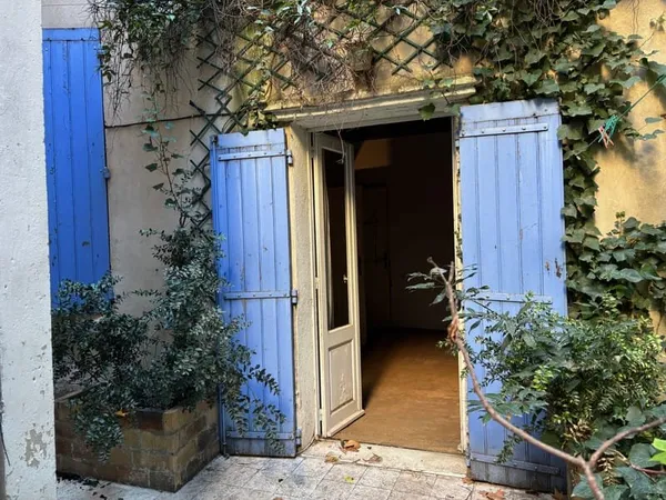 AVIGNON INTRA-MUROS, QUARTIER PLACE PASTEUR, VENTE APPARTEME