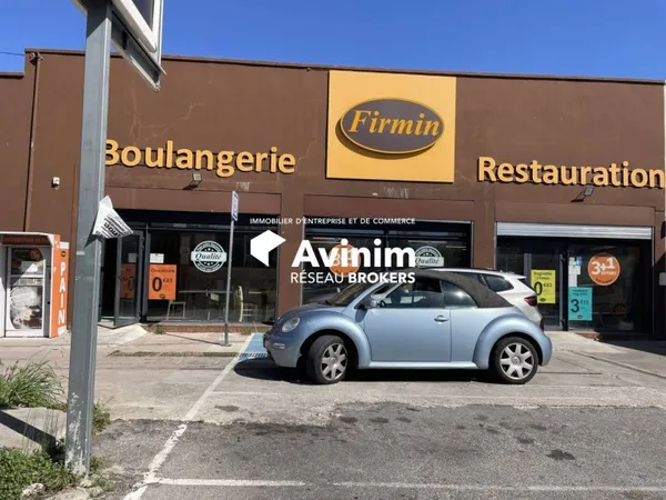 Local commercial 280 m²