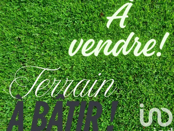 Terrain 3989 m²