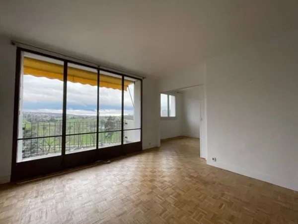Loue T3 - Saint Cloud 2 chambres · 64m²