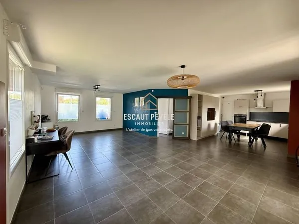 Maison 6 pièces 153 m²