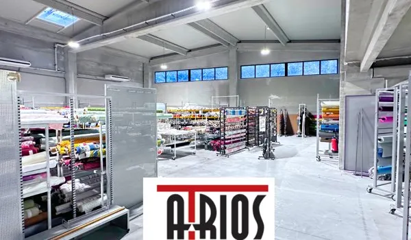 Local commercial 1013 m²
