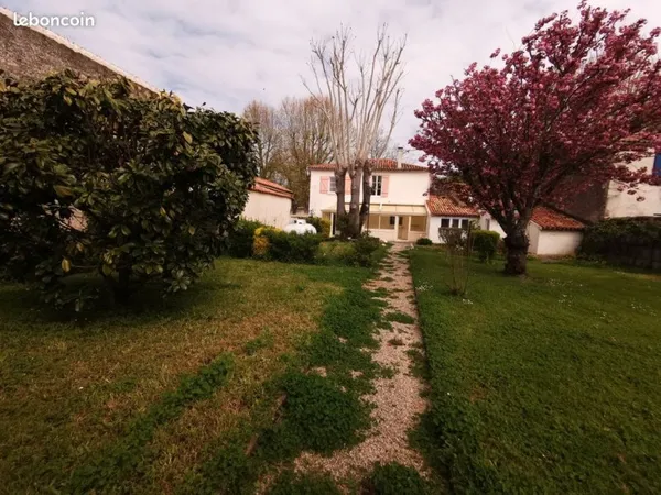 Maison D'habitation