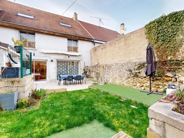 Maison T5 avec jardin et double garage
