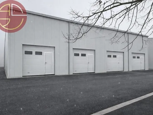 Local d’activité et entrepôt Location Verfeil  600m² 3900€