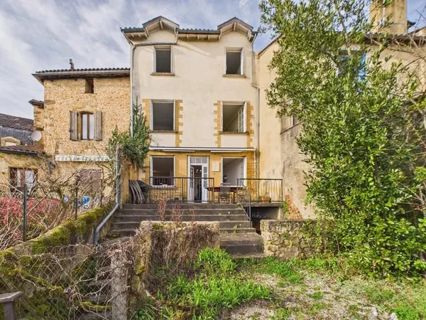 Charmante maison de village en pierre avec 5 chambres - Belvès (Dordogne)