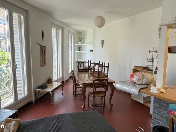 Appt 4 pièces - 81 m² - Marseille 6eme