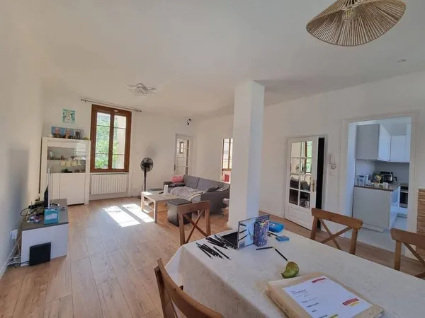 Maison 7 pièces 140 m²
