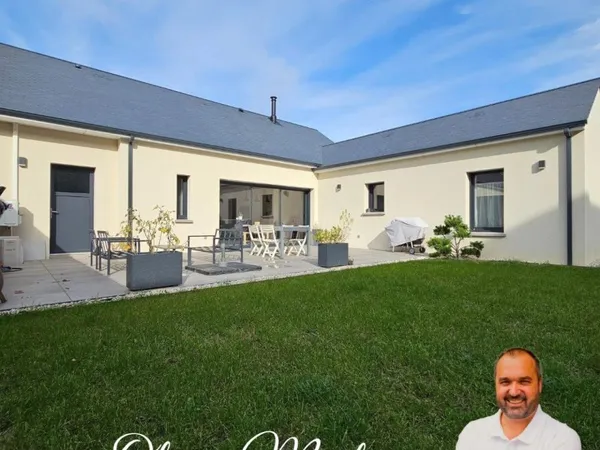Pavillon de plain-pied - 6 pièces - 114 m² - terrain 433 m² - normes RE2020 construction récente.