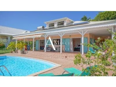 Superbe Villa T4 avec vue mer, piscine et dépendance
