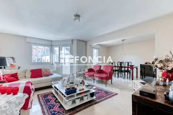 Appartement 4 pièces 90 m²