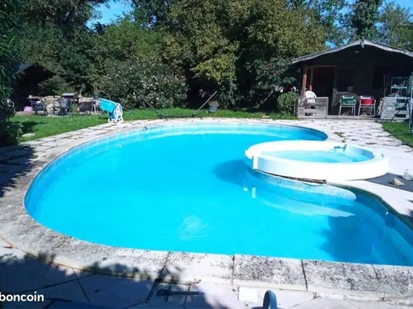 Appartement piscine privée