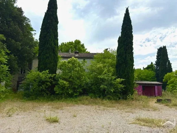 Maison 12 pièces 427 m²