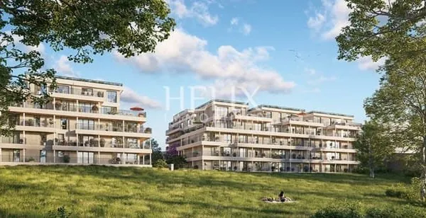 Appartement 2 pièces en rez-de-chaussée avec terrasse, jardinet parling à Saint Germain en Laye