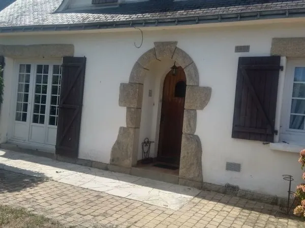 Maison de bonne construction centre Ploemeur avec jardin