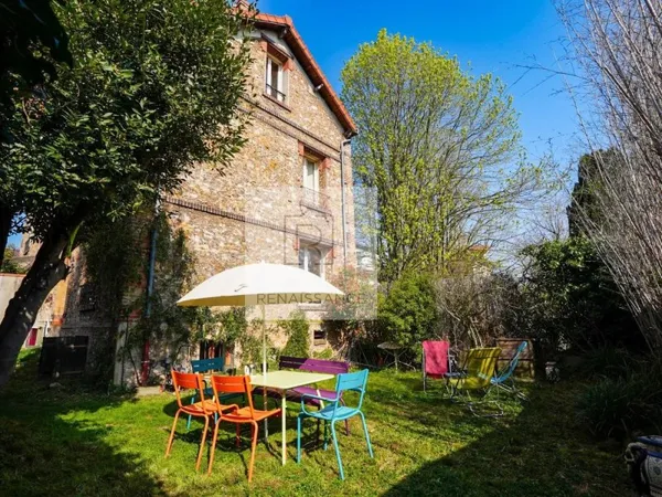 Exclusivité : Maison à Clamart, 6 pièces avec jardin