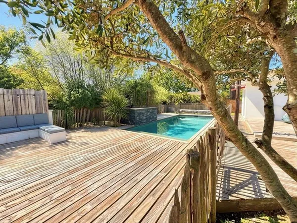 Maison de plain-pied 5 pièces 117 m²
