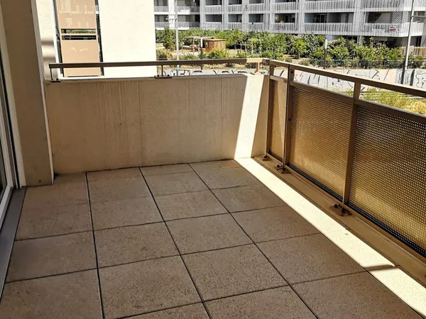 À VENDRE : APPARTEMENT 2 PIECES DE 39,50M² AVEC TERRASSE À MO