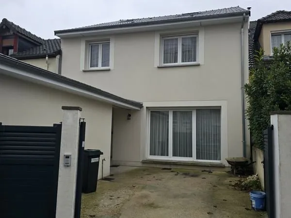 Maison familiale 7 pièces 220 m²
